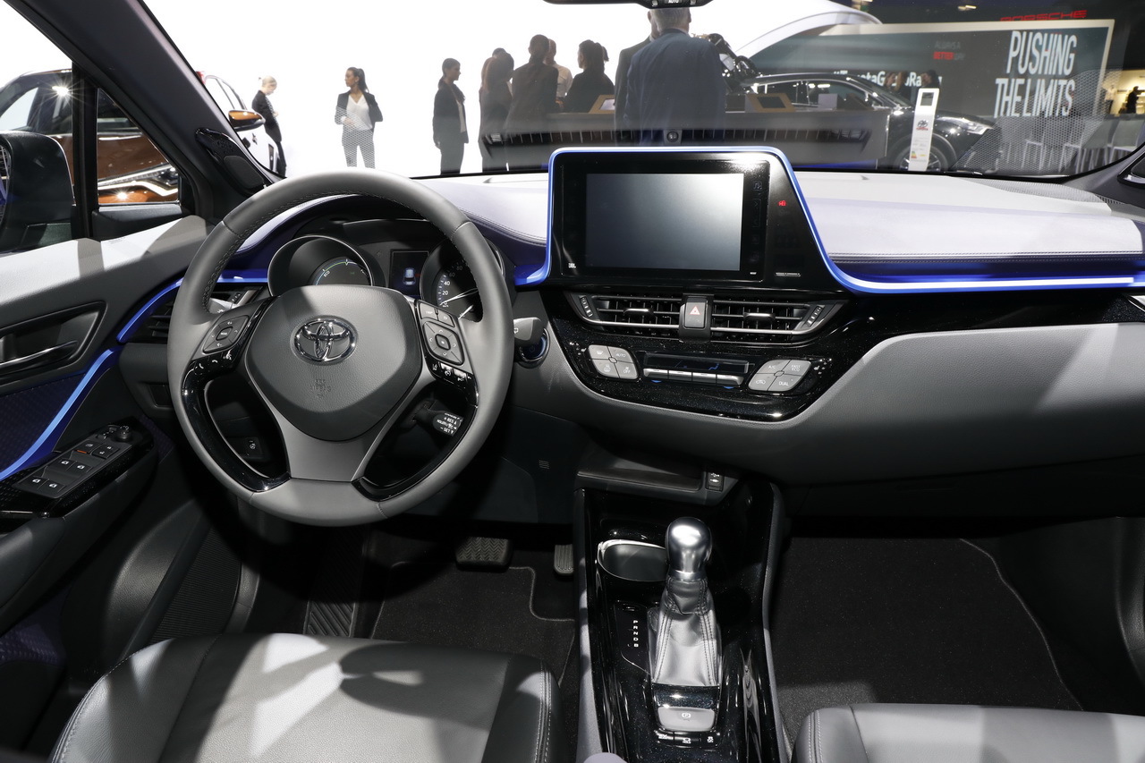 Toyota C-HR 2016 Paris Resmi Galerisi