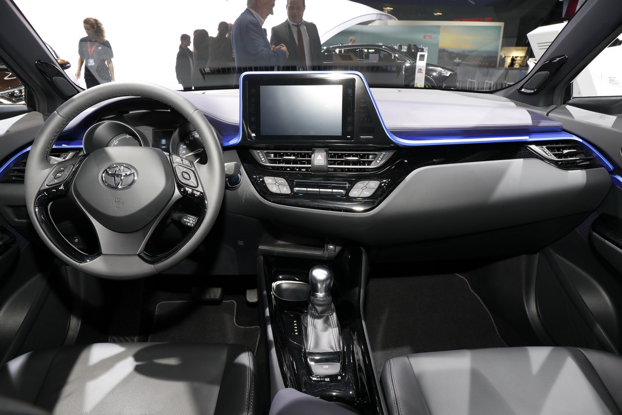 Toyota C-HR 2016 Paris Resmi Galerisi
