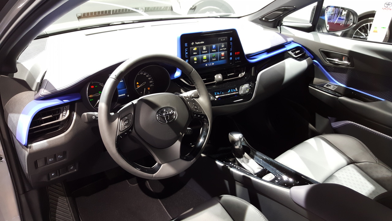 Toyota C-HR 2016 Paris Resmi Galerisi