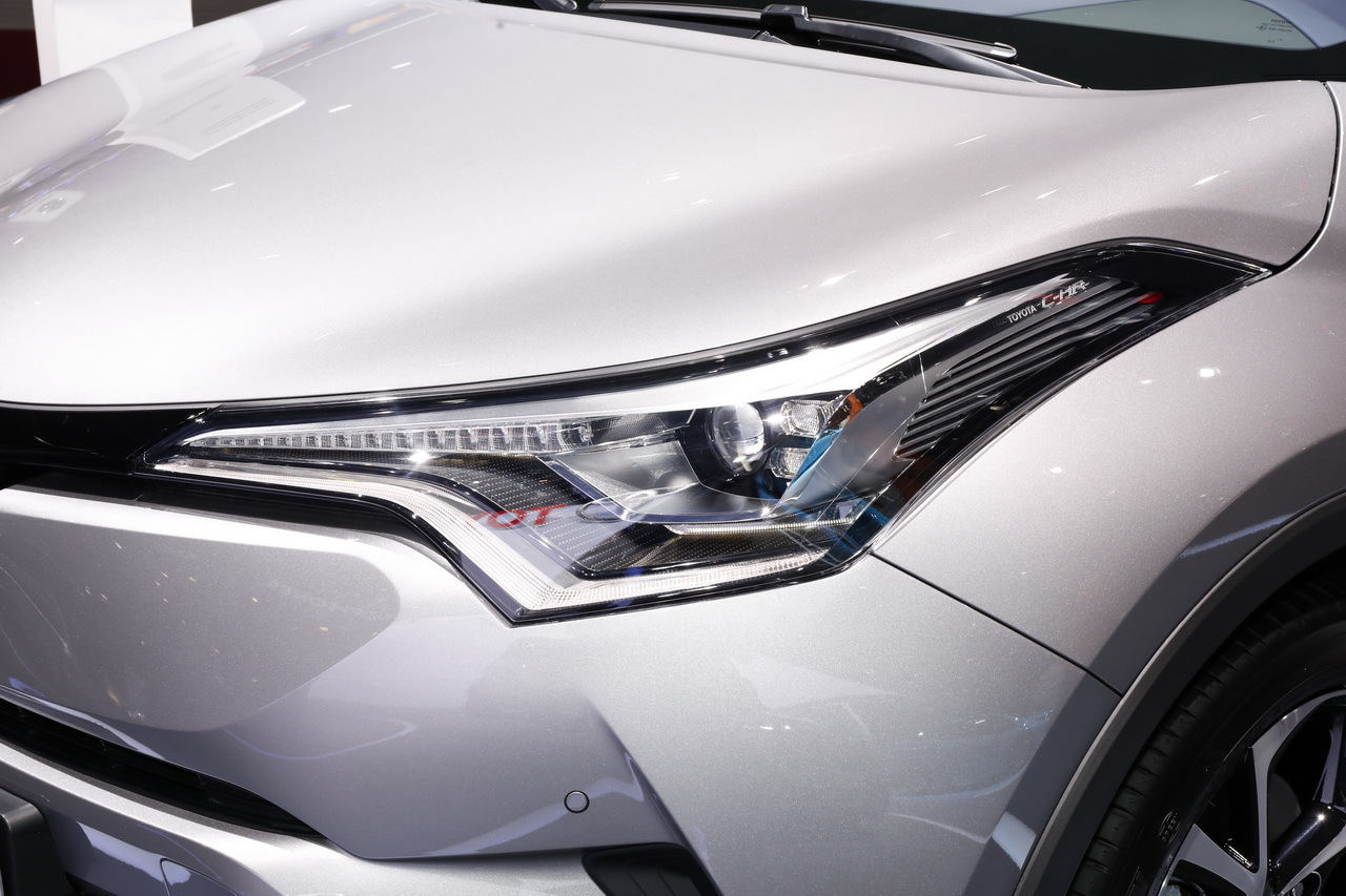 Toyota C-HR 2016 Paris Resmi Galerisi