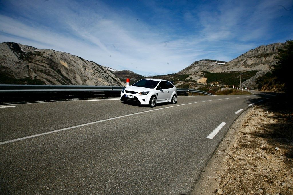 FORD FOCUS RS (2009) GALER
