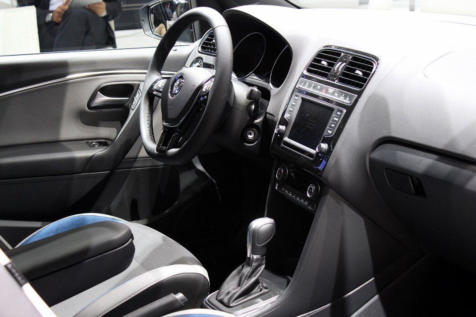YEN MAKYAJLI VOLKSWAGEN POLO BLUEGT CENEVRE RESM GALERS