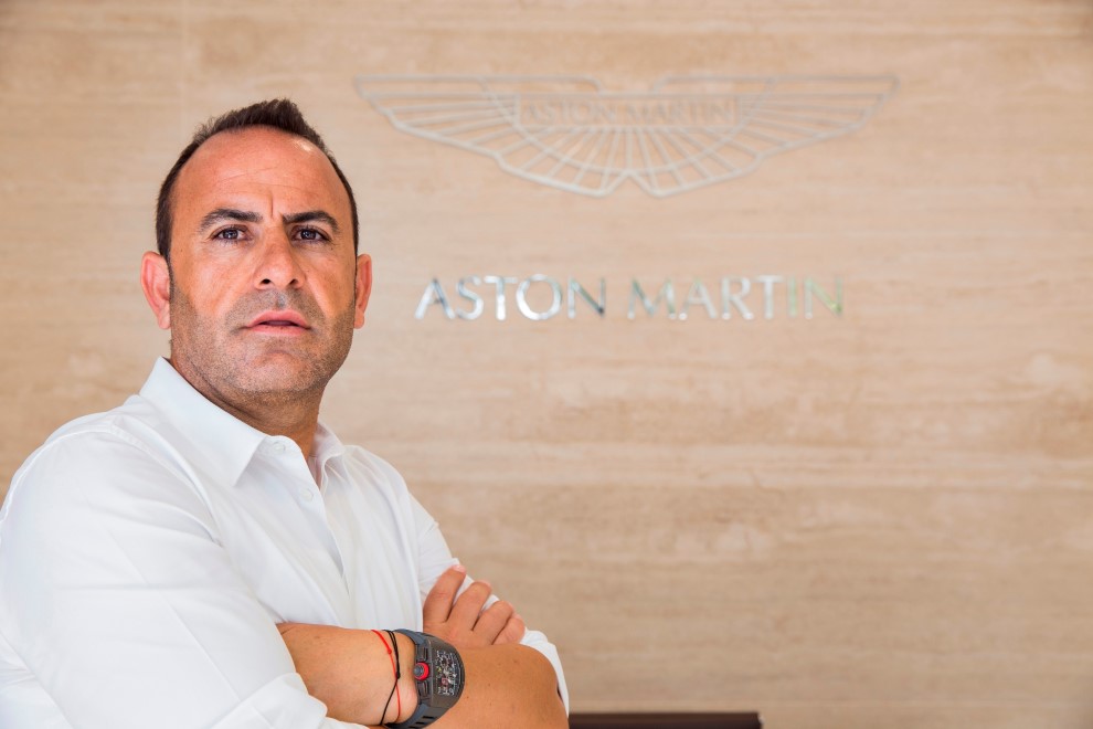 ASTON MARTIN 2016DA TRKYEDE EN FAZLA RAPIDE S SATTI