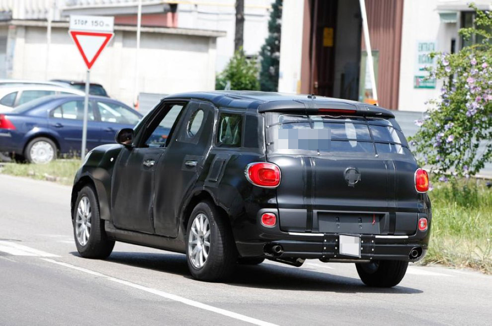 Alfa Romeo Stelvio�dan yeni casus foto�raflar