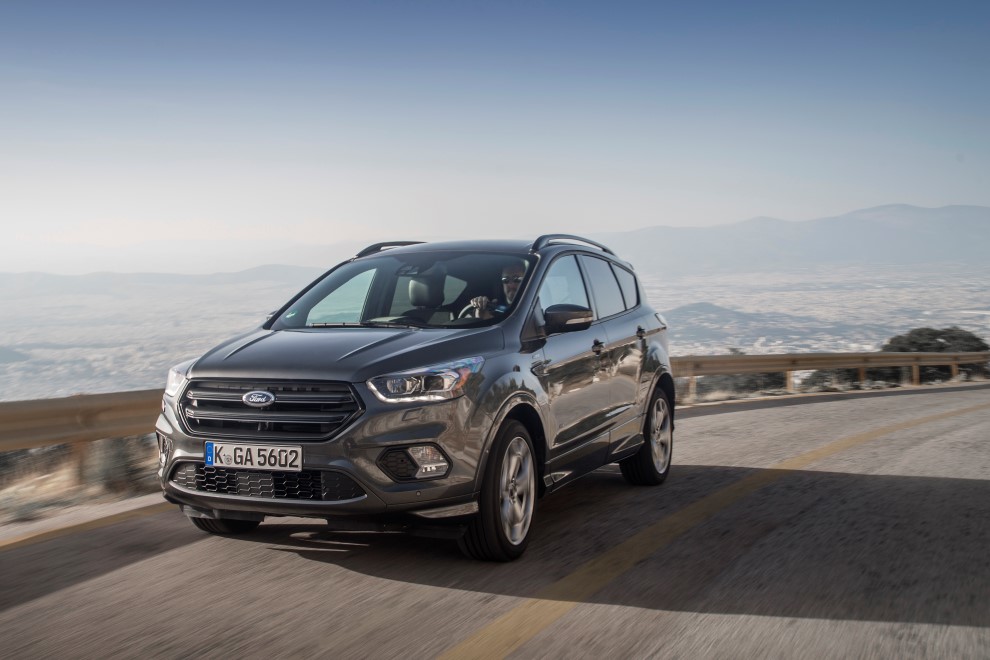 Yeni Ford Kuga detayl� resim galerisi