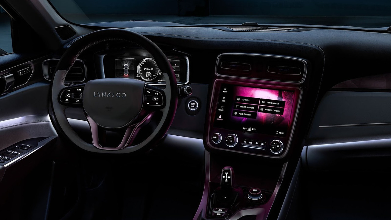 LYNK & CO 01 Resim Galerisi