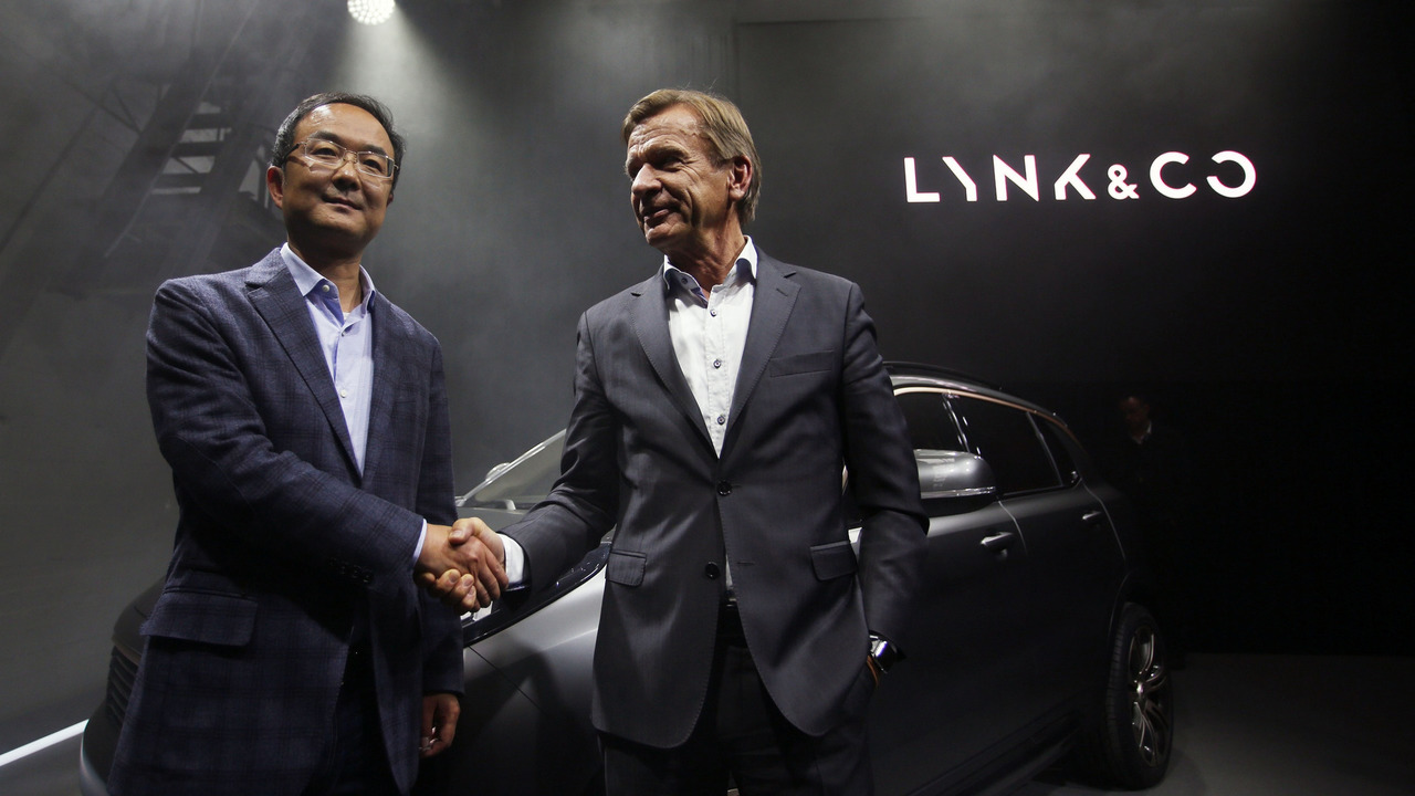 LYNK & CO 01 Resim Galerisi