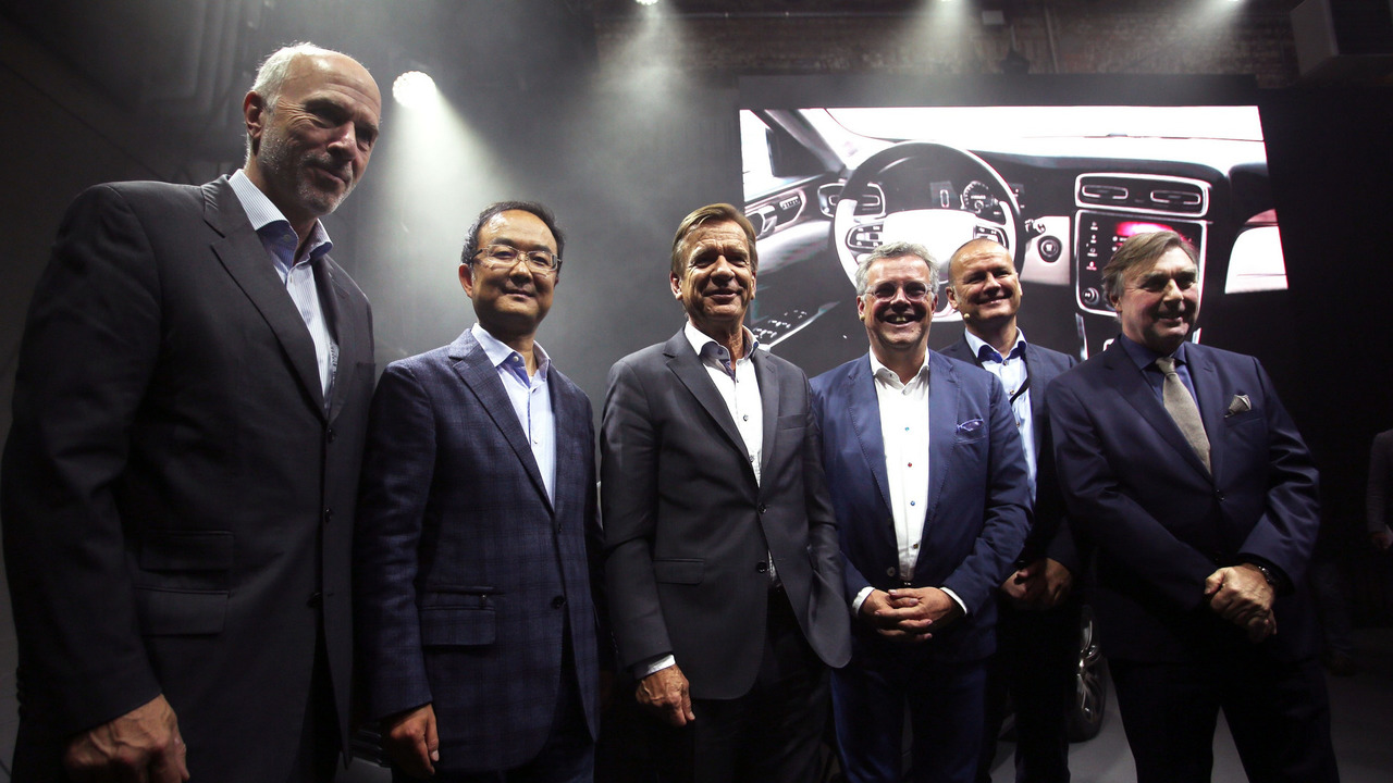 LYNK & CO 01 Resim Galerisi