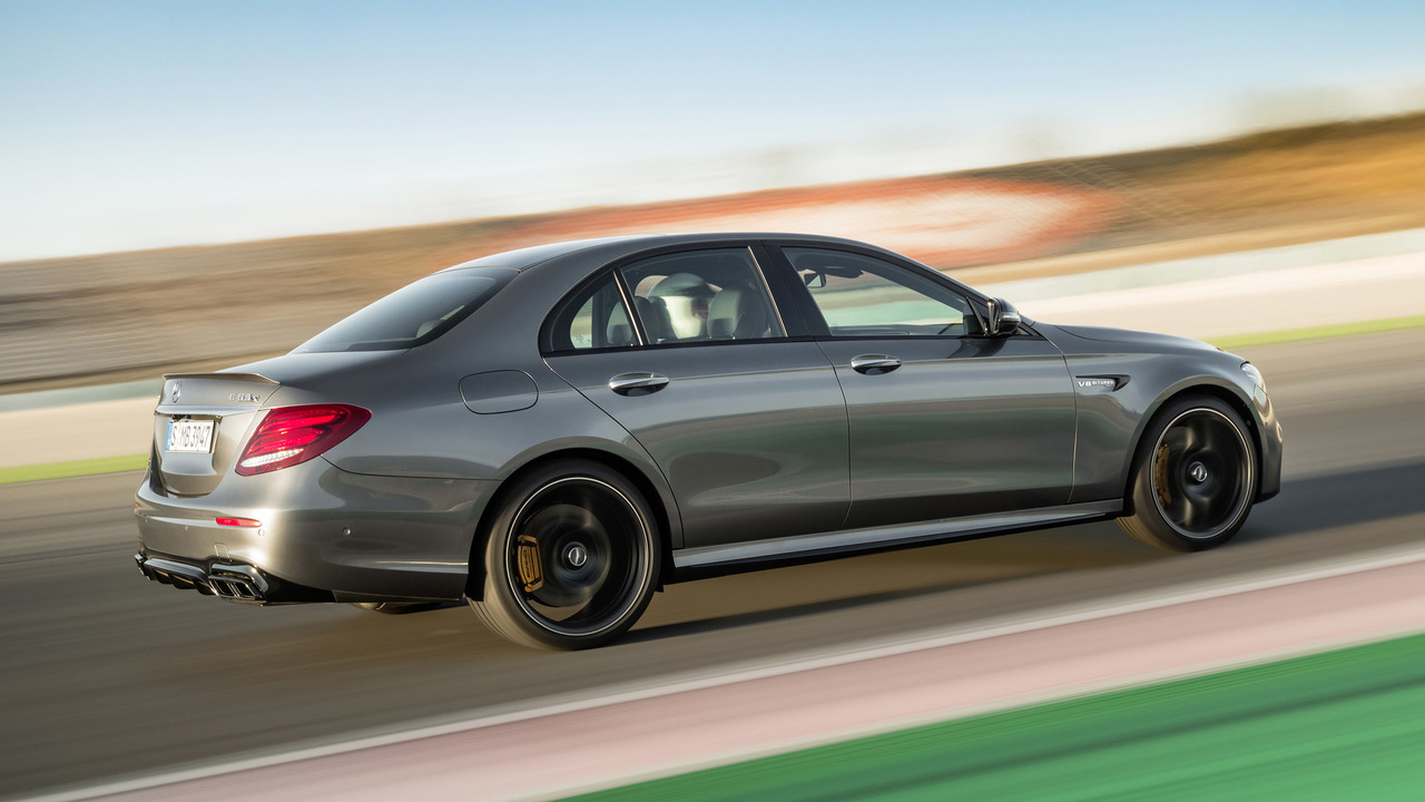 2017 Mercedes E63 AMG Resim Galerisi