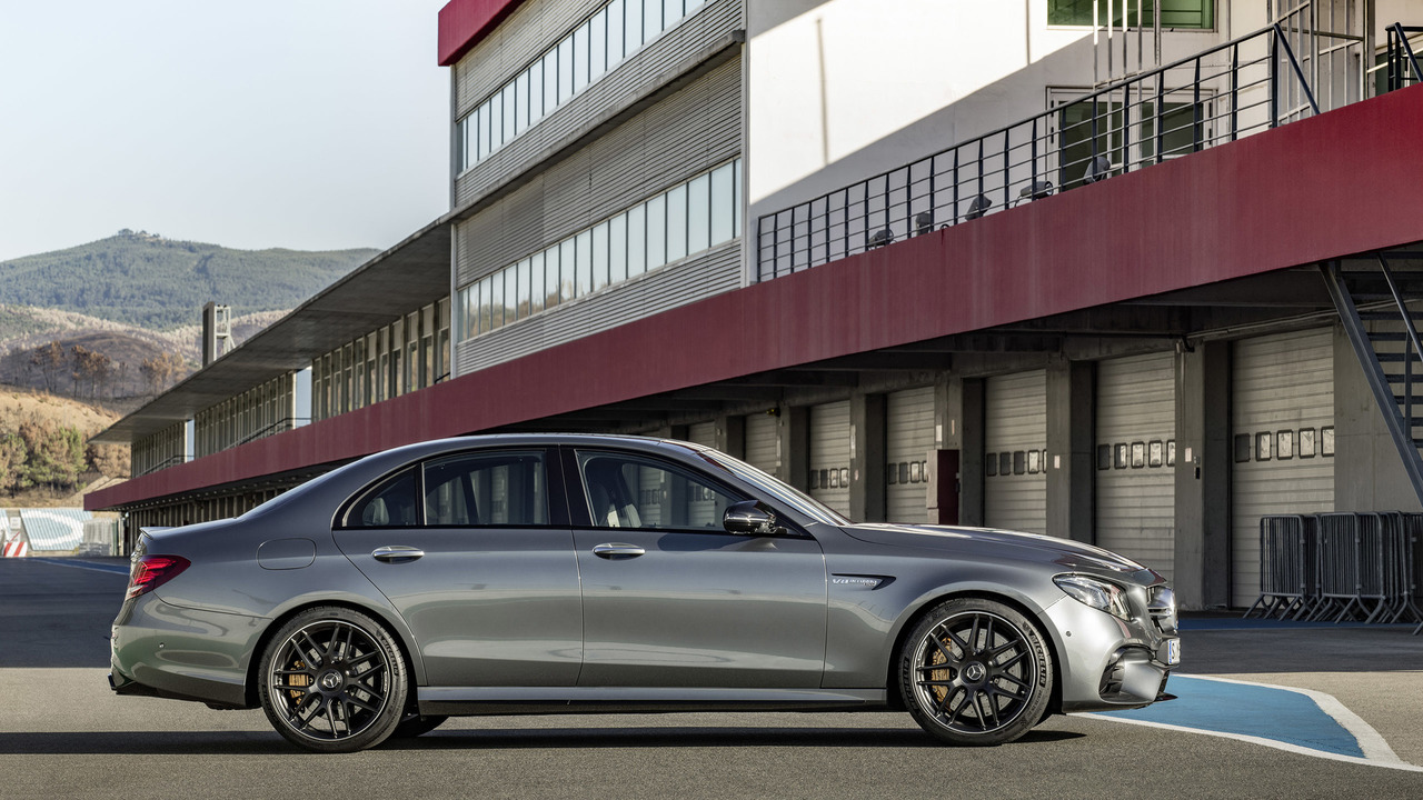 2017 Mercedes E63 AMG Resim Galerisi