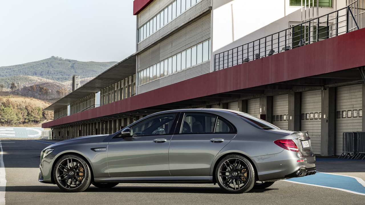 2017 Mercedes E63 AMG Resim Galerisi