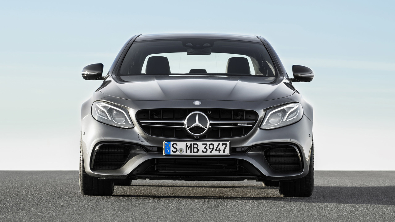 2017 Mercedes E63 AMG Resim Galerisi