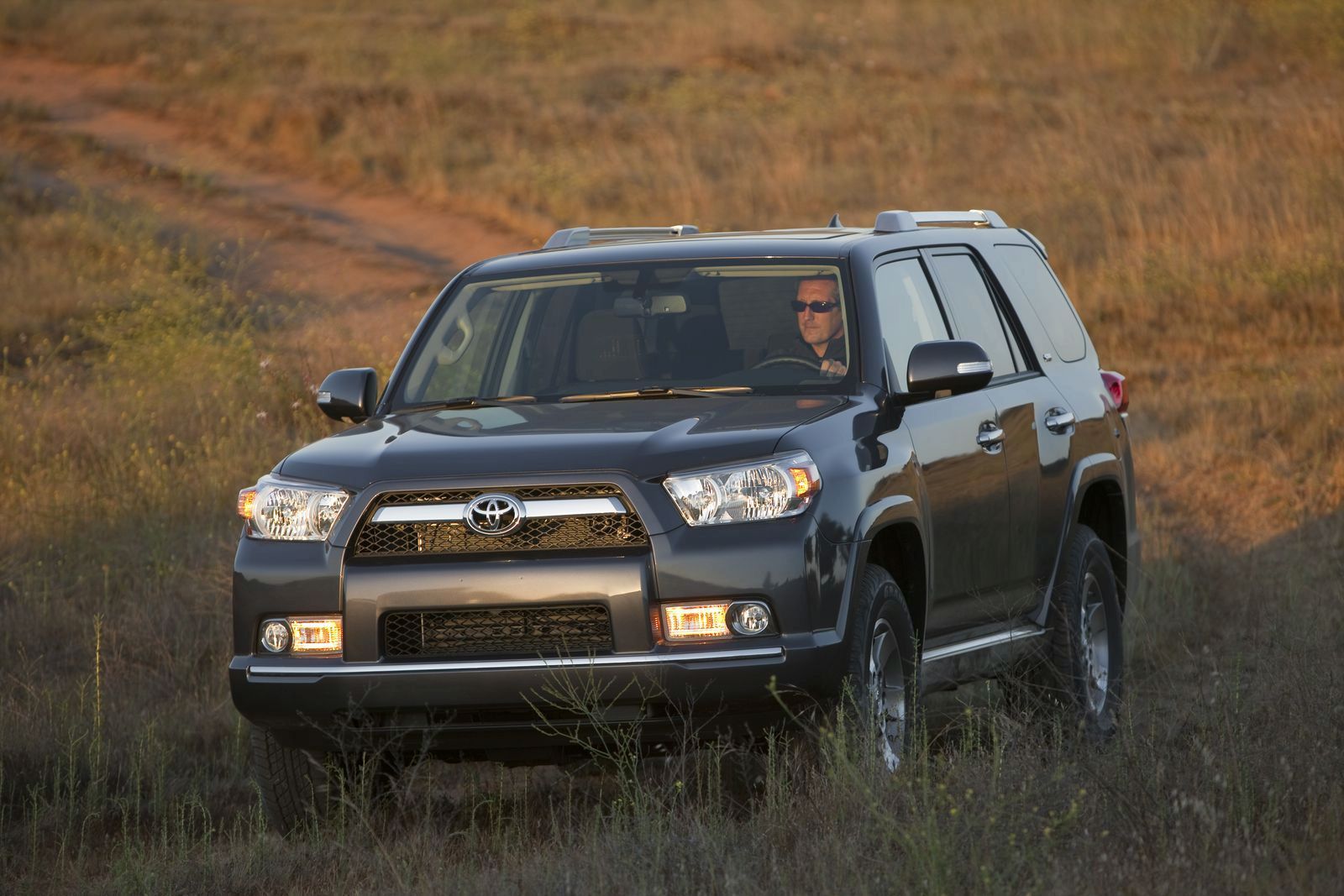 TOYOTA 4RUNNER (2010) GALER