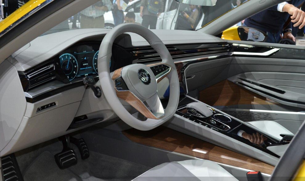 Volkswagen 2017 fastback spor otomobil resimleri