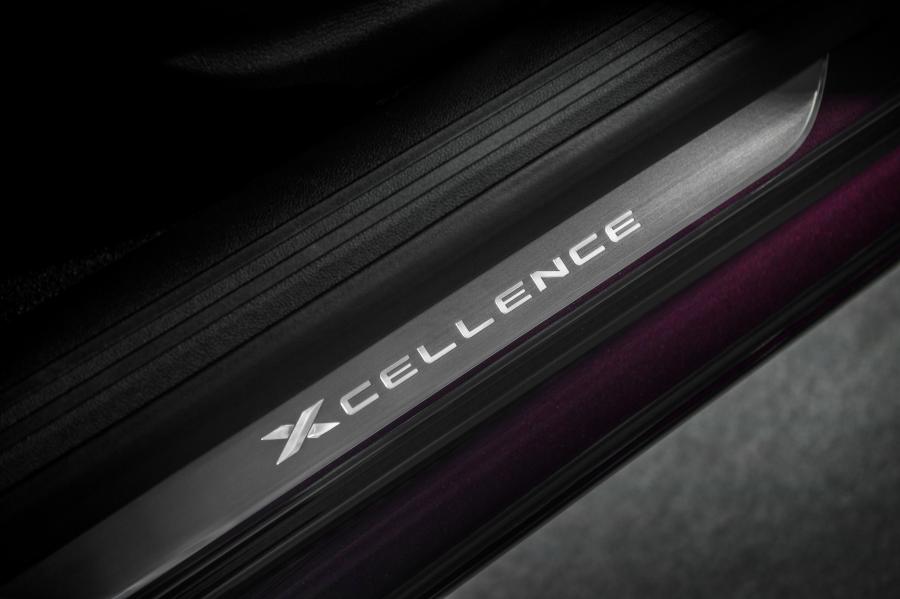 Yeni Seat Leon resim galerisi