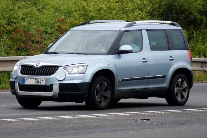 YEN MAKYAJLI SKODA YET RESM GALERS