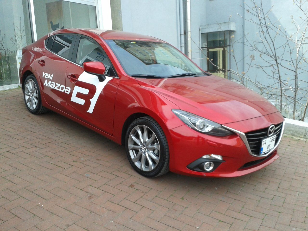 YEN NESL 2014 MAZDA 3 TRKYE'DE RESM GALERS