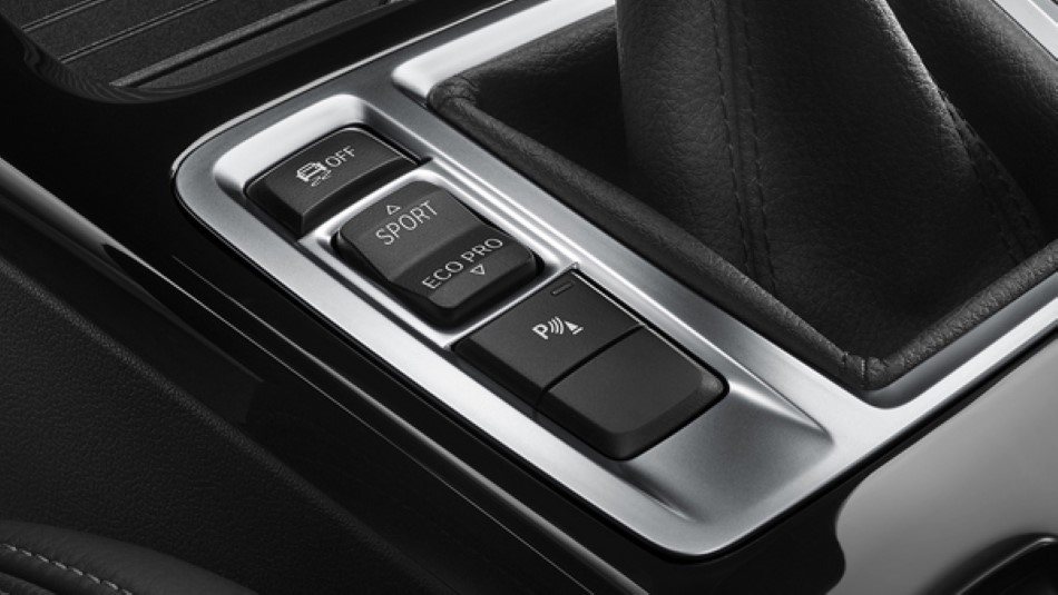 BMW 1 Serisi Sedan resim galerisi