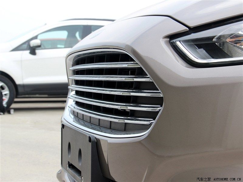 YEN (2014) FORD MONDEO N'DE SATITA RESM GALERS