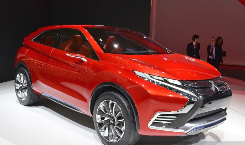 2018 Mitsubishi ASX resim galerisi