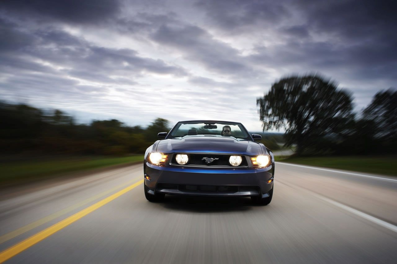 FORD MUSTANG (2010) GALER