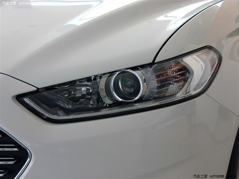 YEN (2014) FORD MONDEO N'DE SATITA RESM GALERS