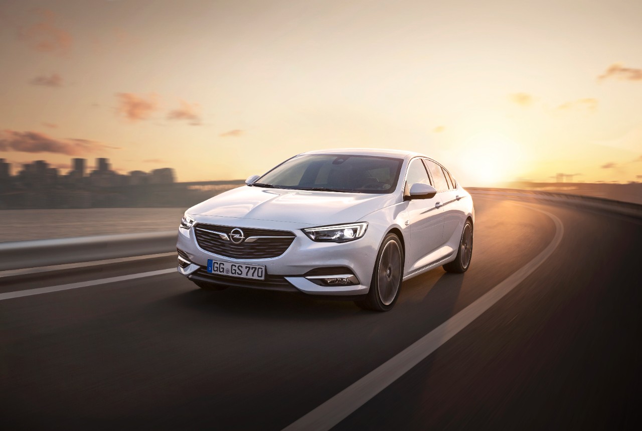 2017 Opel Insignia Grand Sport Resim Galerisi 
