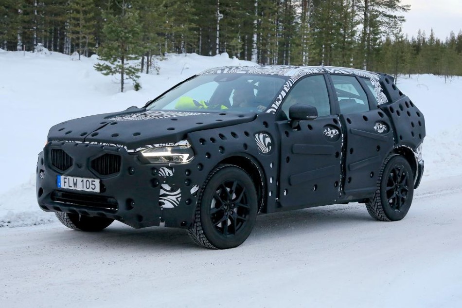 Yeni Volvo XC60'dan g�r�nt�ler