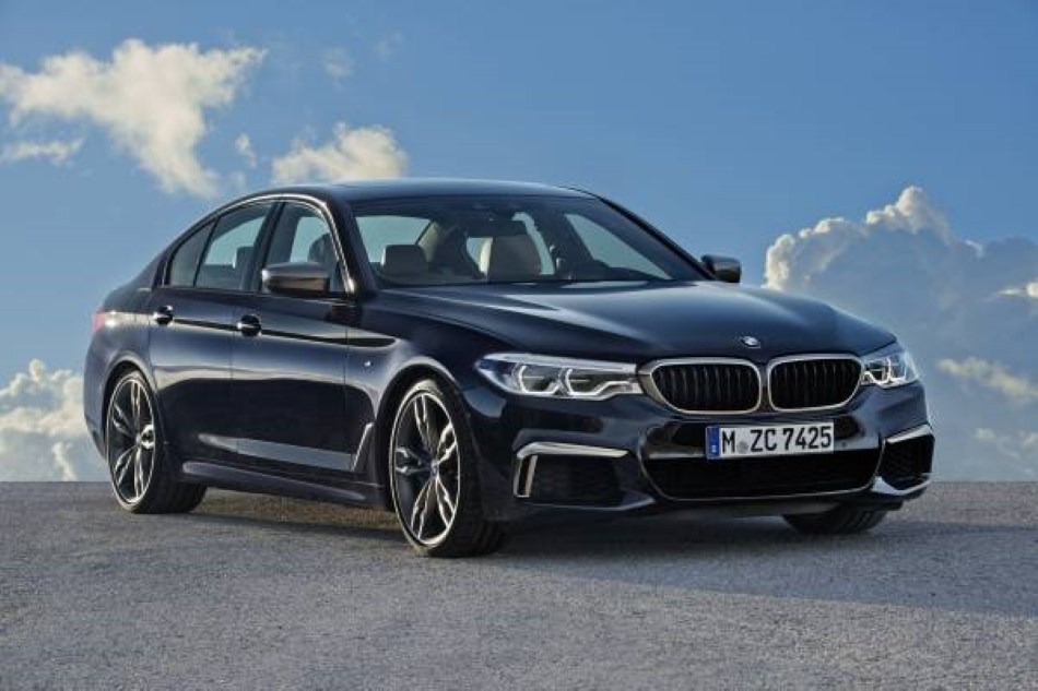 Yeni BMW M550i xDrive resim galerisi