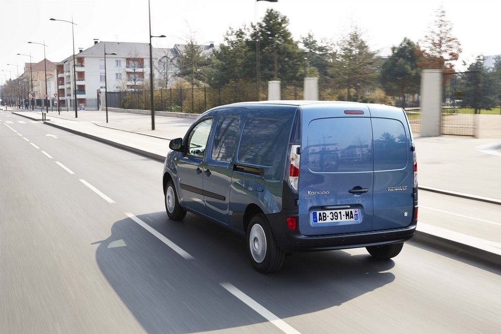 YEN MAKYAJLI RENAULT KANGOO GALER