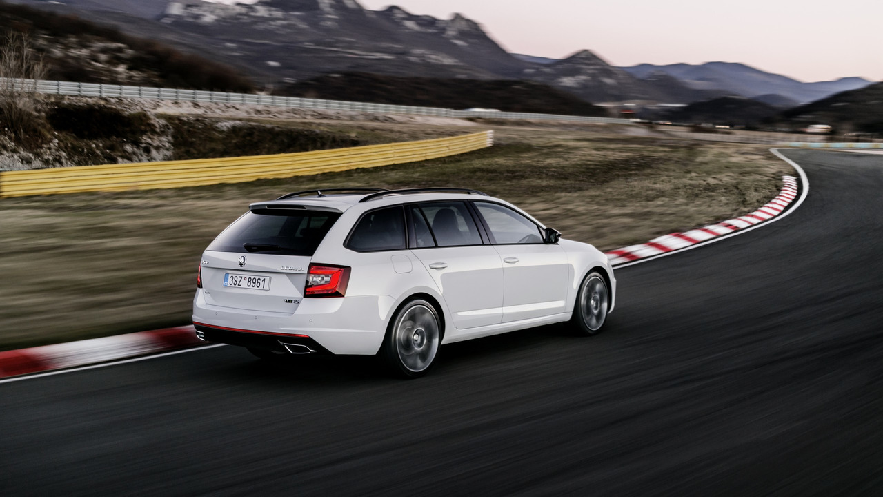 2017 Skoda Octavia RS ilk resim galerisi