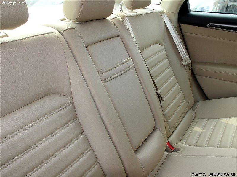 YEN (2014) FORD MONDEO N'DE SATITA RESM GALERS