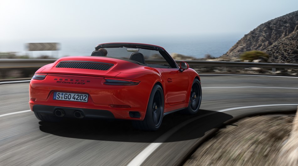Yeni Porsche 911 ailesi resim galerisi