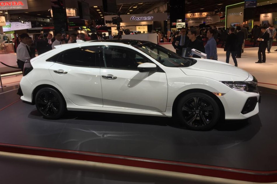 Yeni (10. nesil) Honda Civic resim galerisi