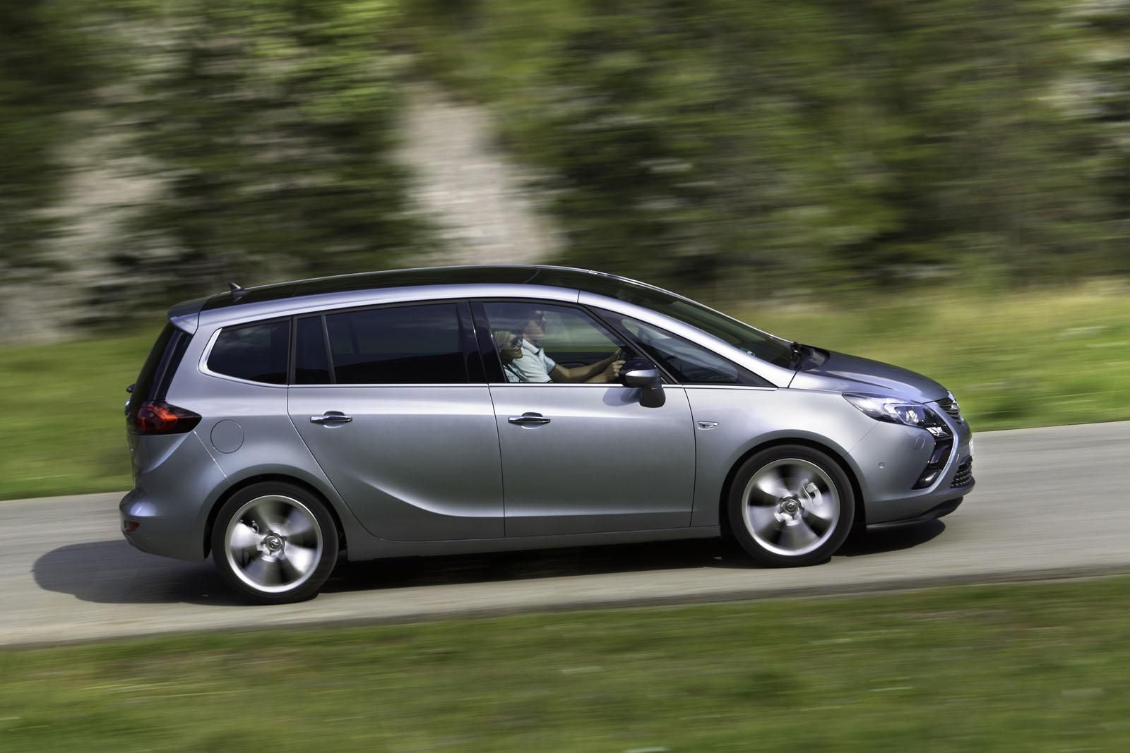 OPEL ZAFRA TOURER 1.6 SIDI TURBO 200 HP RESM GALERS