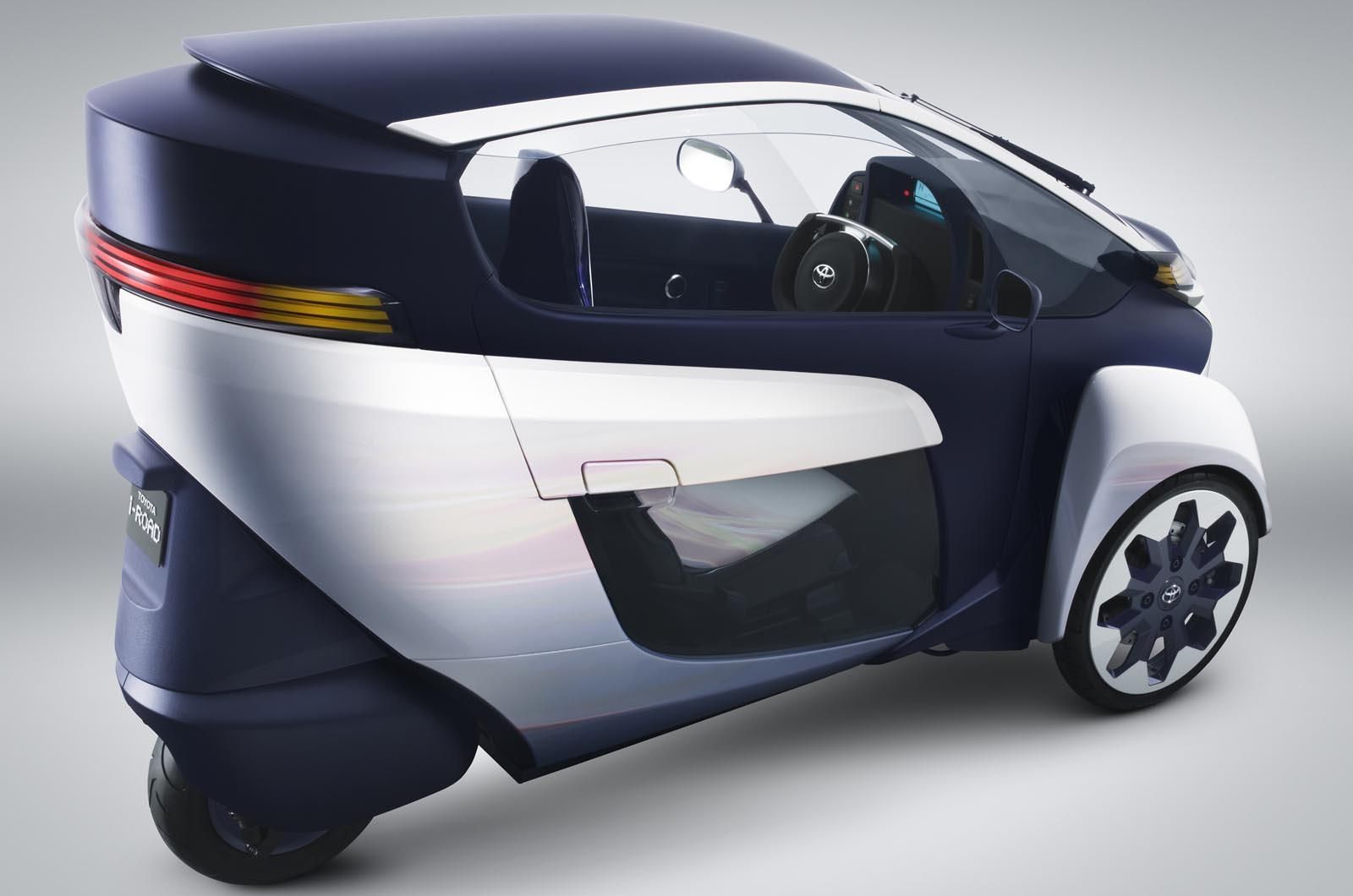 TOYOTA i-Road GALER