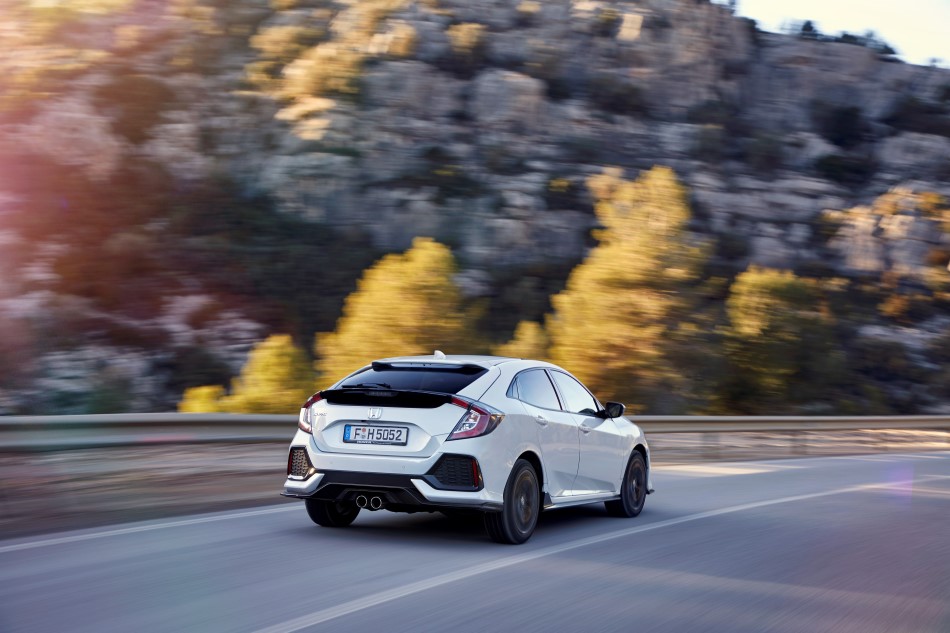 2017 Honda Civic hatchback detayl� resim galerisi