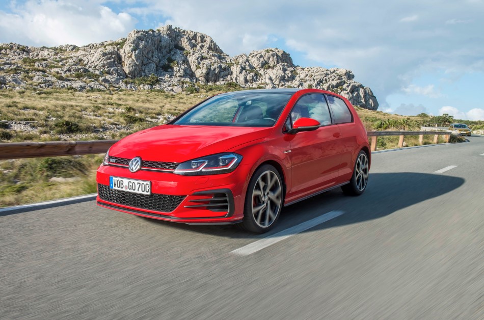 Makyajl� VW Golf sat��a ��kt� - resim galerisi
