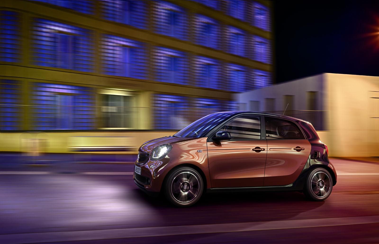 YEN 2015 SMART ForFour RESM FOTORAF GALERS