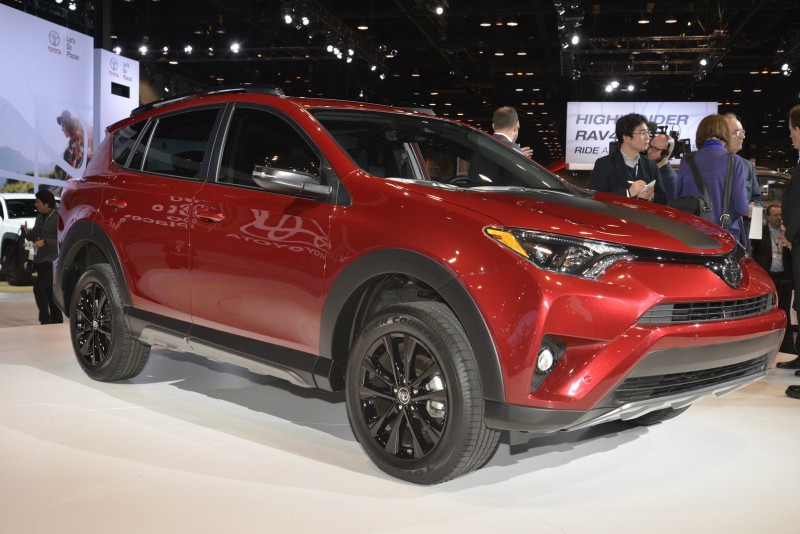 2018 Toyota RAV4 Adventure resim galerisi