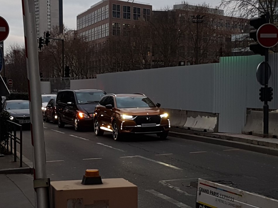 DS7 Crossback SUV resim galerisi
