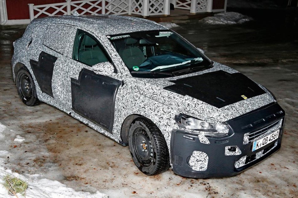 2018 Ford Focus casus fotoraflar 