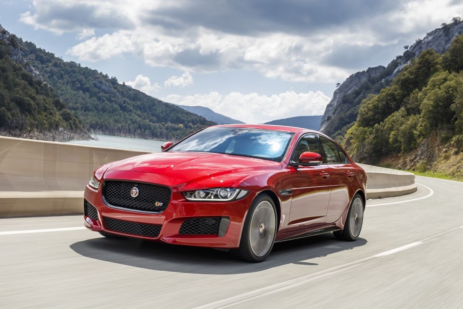 2018 Jaguar F-Pace, XF ve XE modelleri resim galerisi