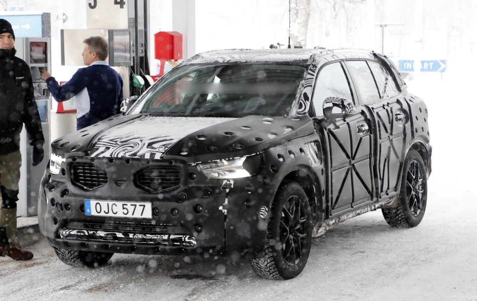 Yeni 2018 Volvo XC40 resim galerisi