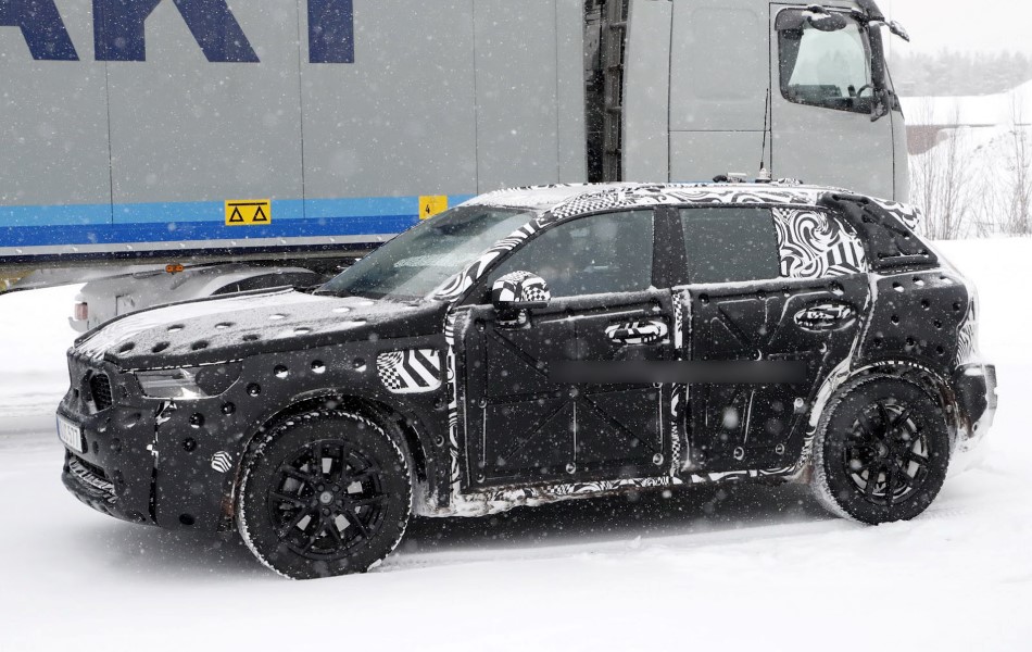 Yeni 2018 Volvo XC40 resim galerisi