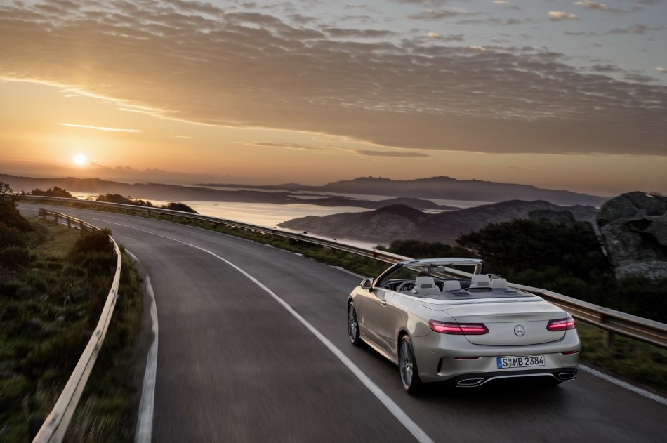 2018 Mercedes-Benz E-Serisi Cabriolet resim galerisi