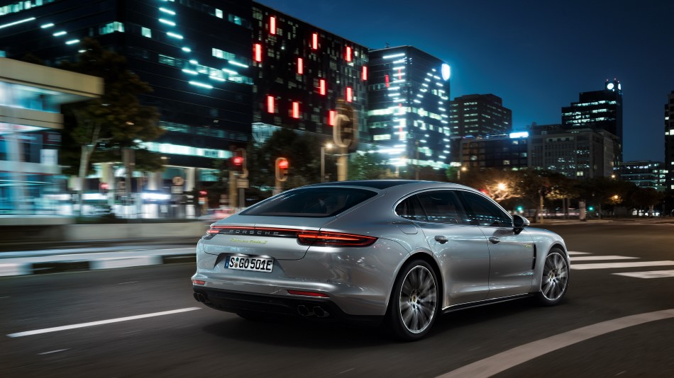 Porsche Panamera Sport Turismo resim galerisi