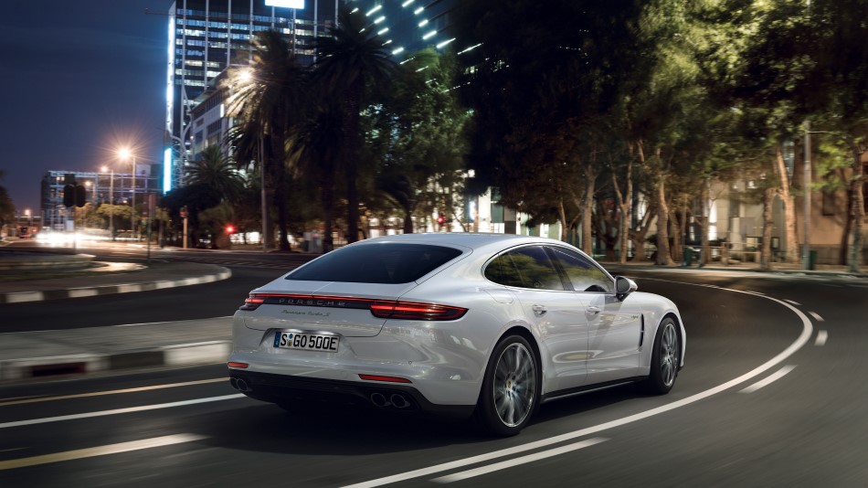 Porsche Panamera Sport Turismo resim galerisi
