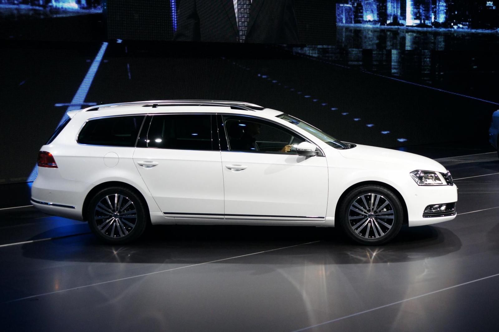 VOLKSWAGEN PASSAT GALER
