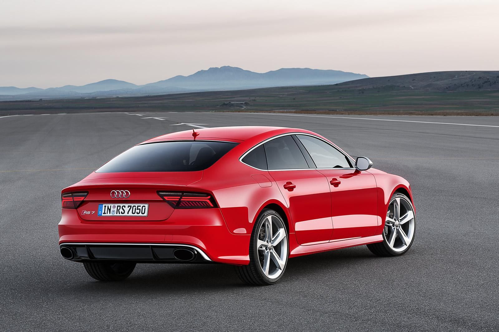 YEN 2015 MAKYAJLI AUD RS7 SPORTBACK RESM GALERS